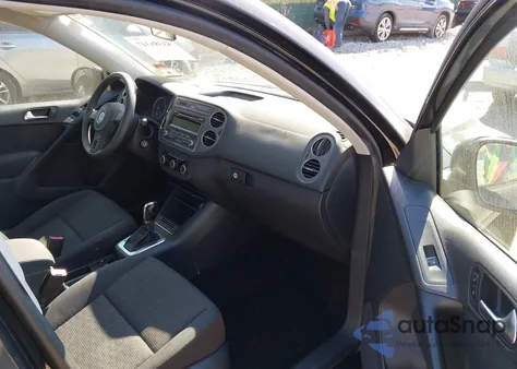 2012 Volkswagen Tiguan S из США, поврежденный, VIN WVGAV7AX3CW584045